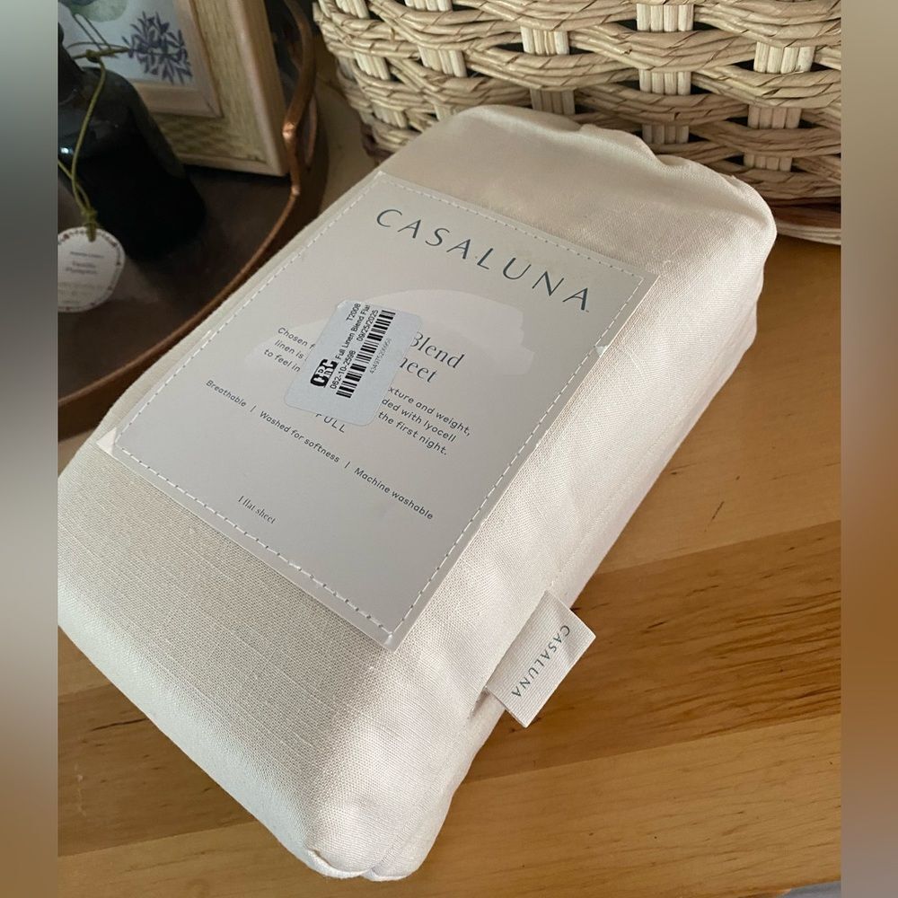 Casaluna Linen Blend Flat Sheet in Cream - Picture 5 of 5
